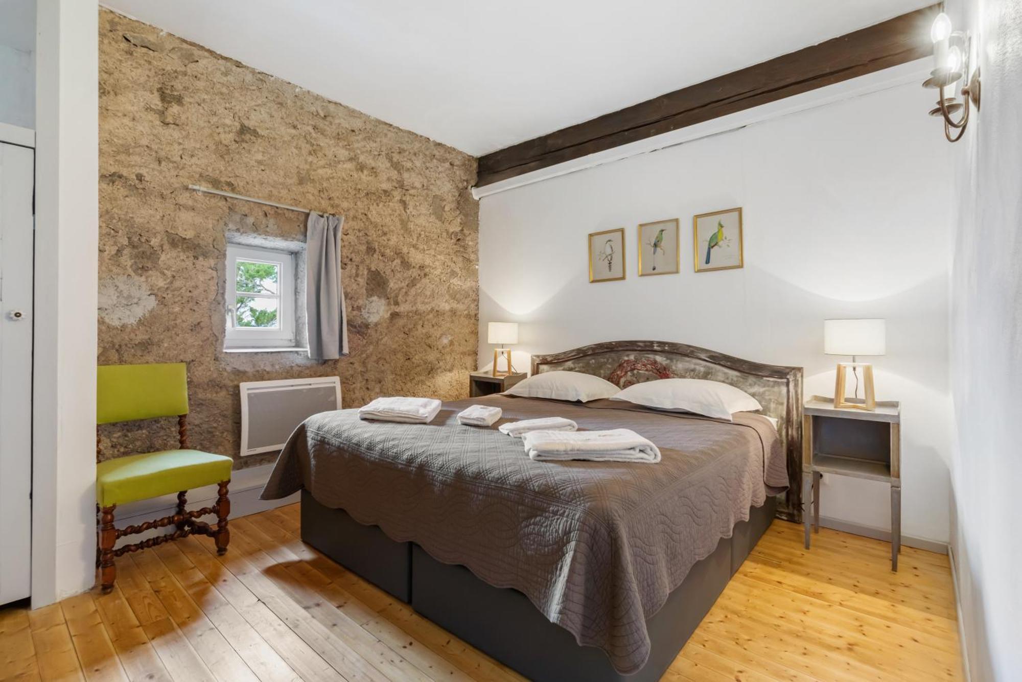 Chateau Hermitage De Combas Aparthotel Servian Bilik gambar